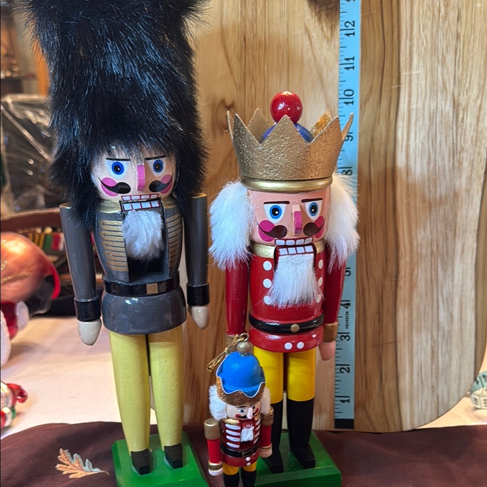 🐈⬛ 3 vintage Enesco nutcrackers - Picture 2 of 7
